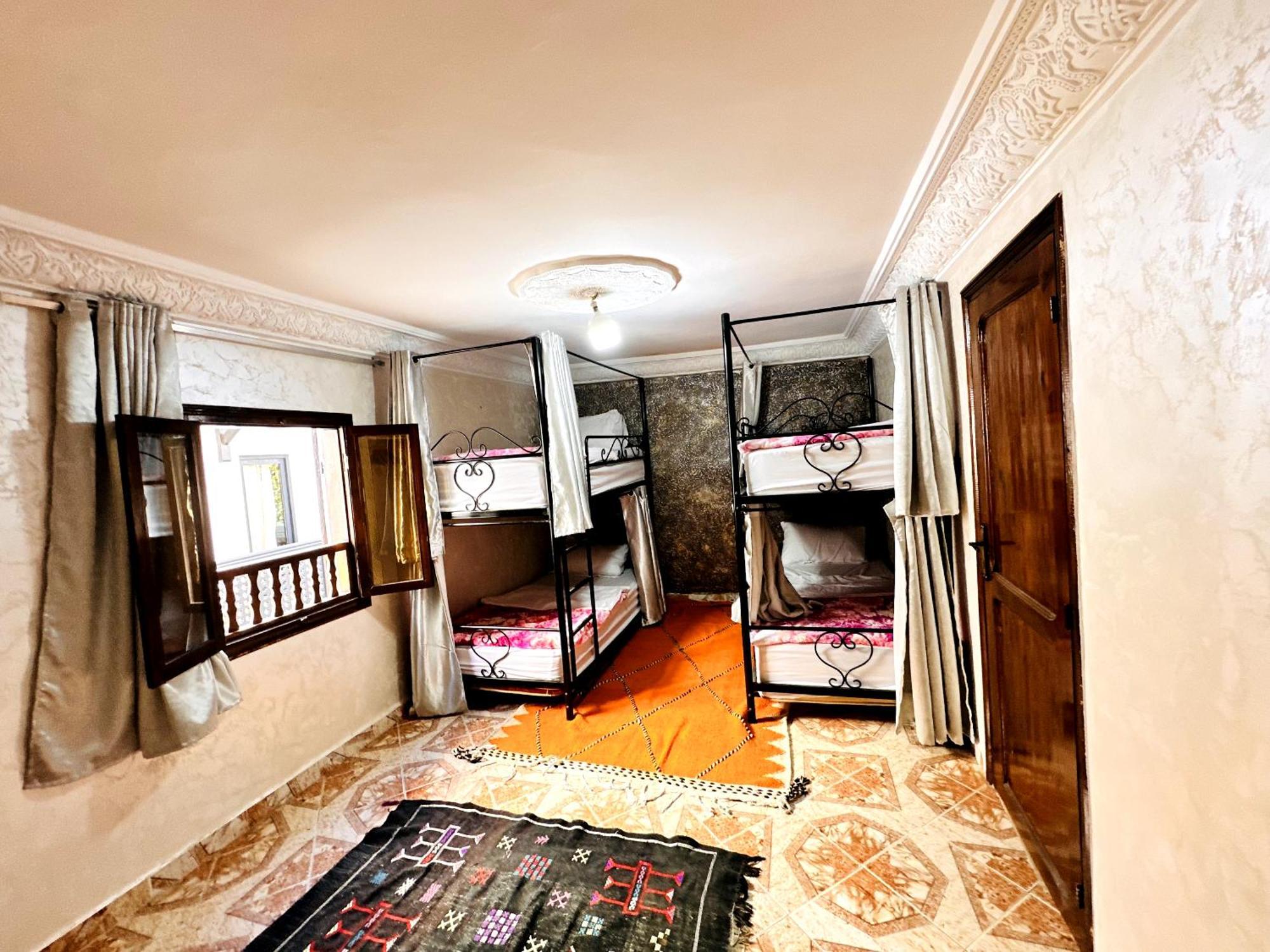Atlas Hostel 塔哈佐特 外观 照片