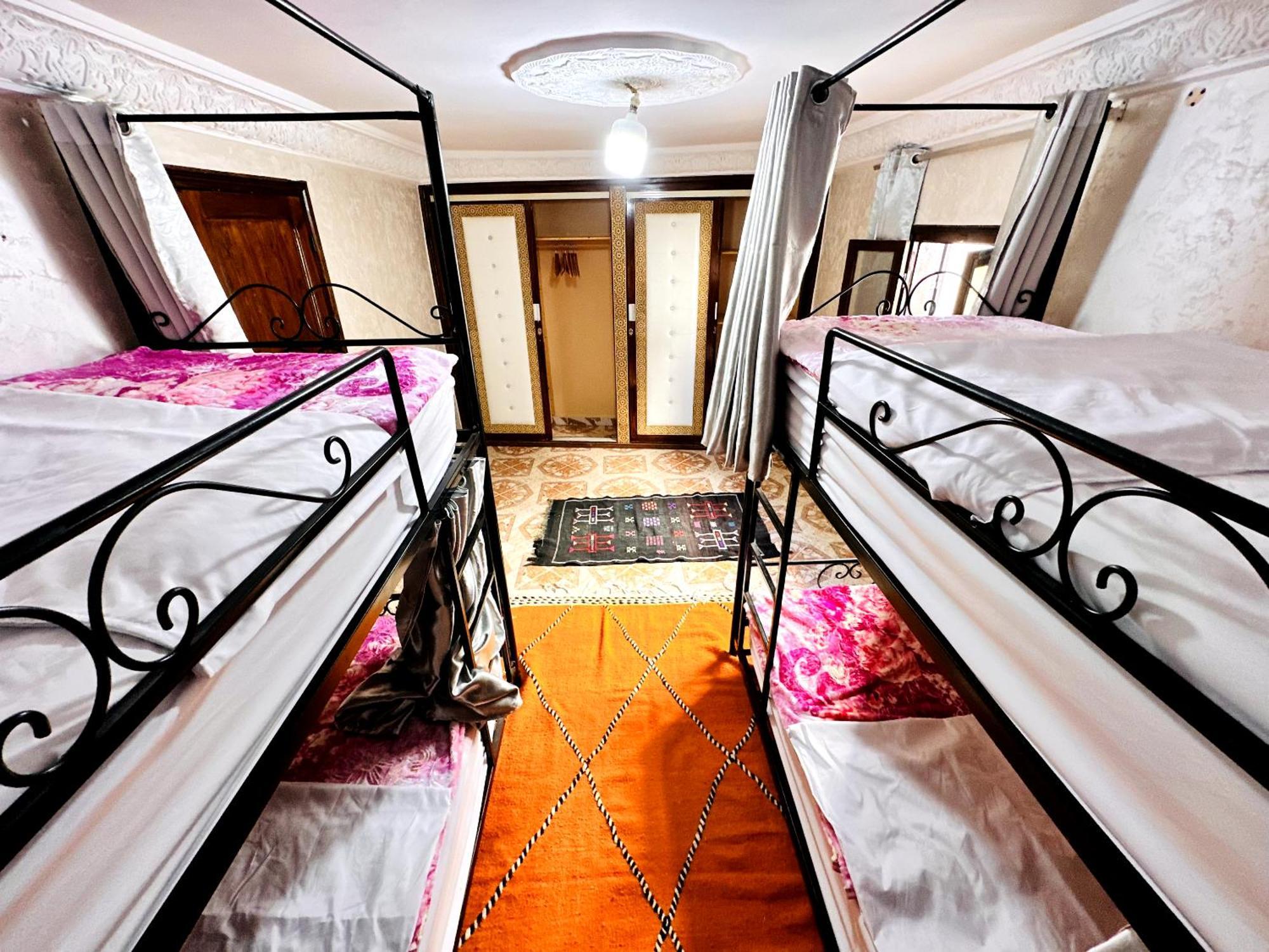 Atlas Hostel 塔哈佐特 外观 照片