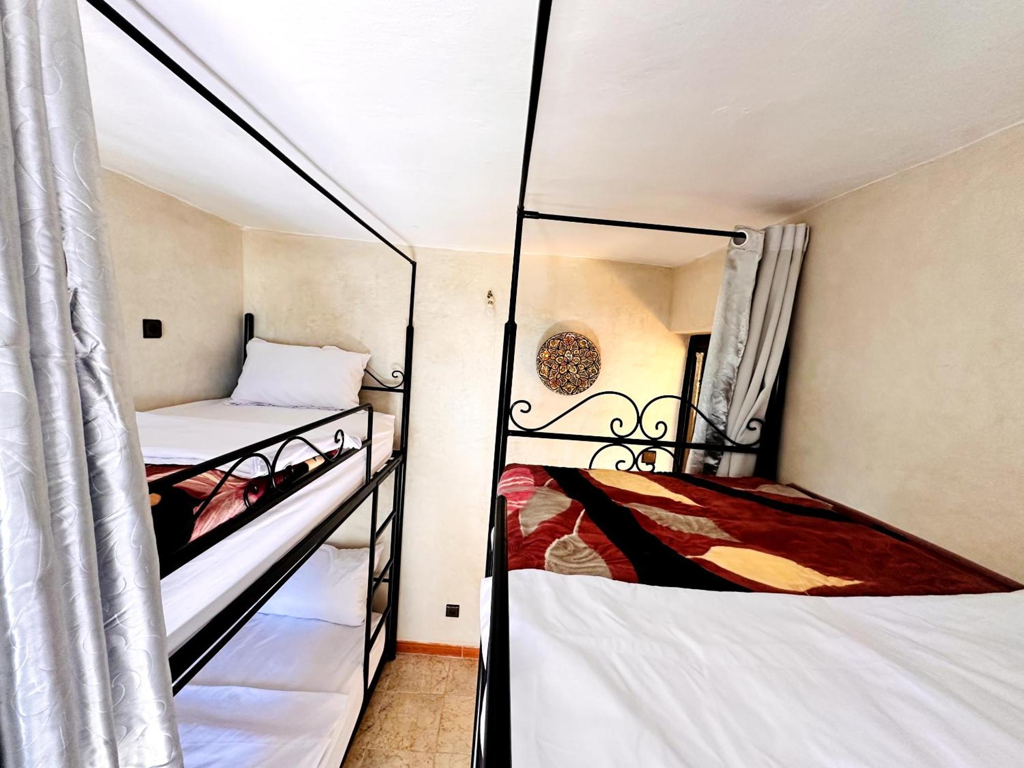 Atlas Hostel 塔哈佐特 外观 照片