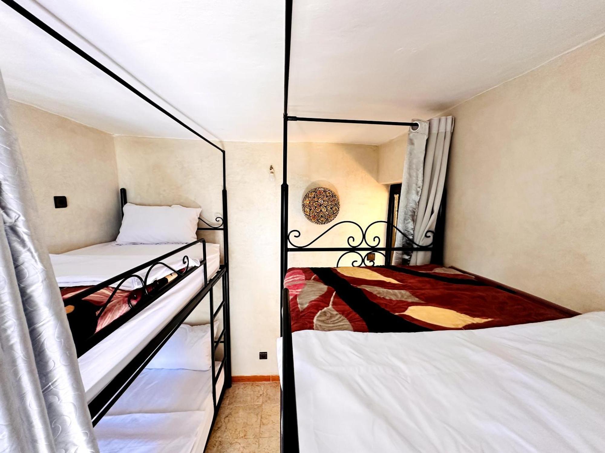 Atlas Hostel 塔哈佐特 外观 照片