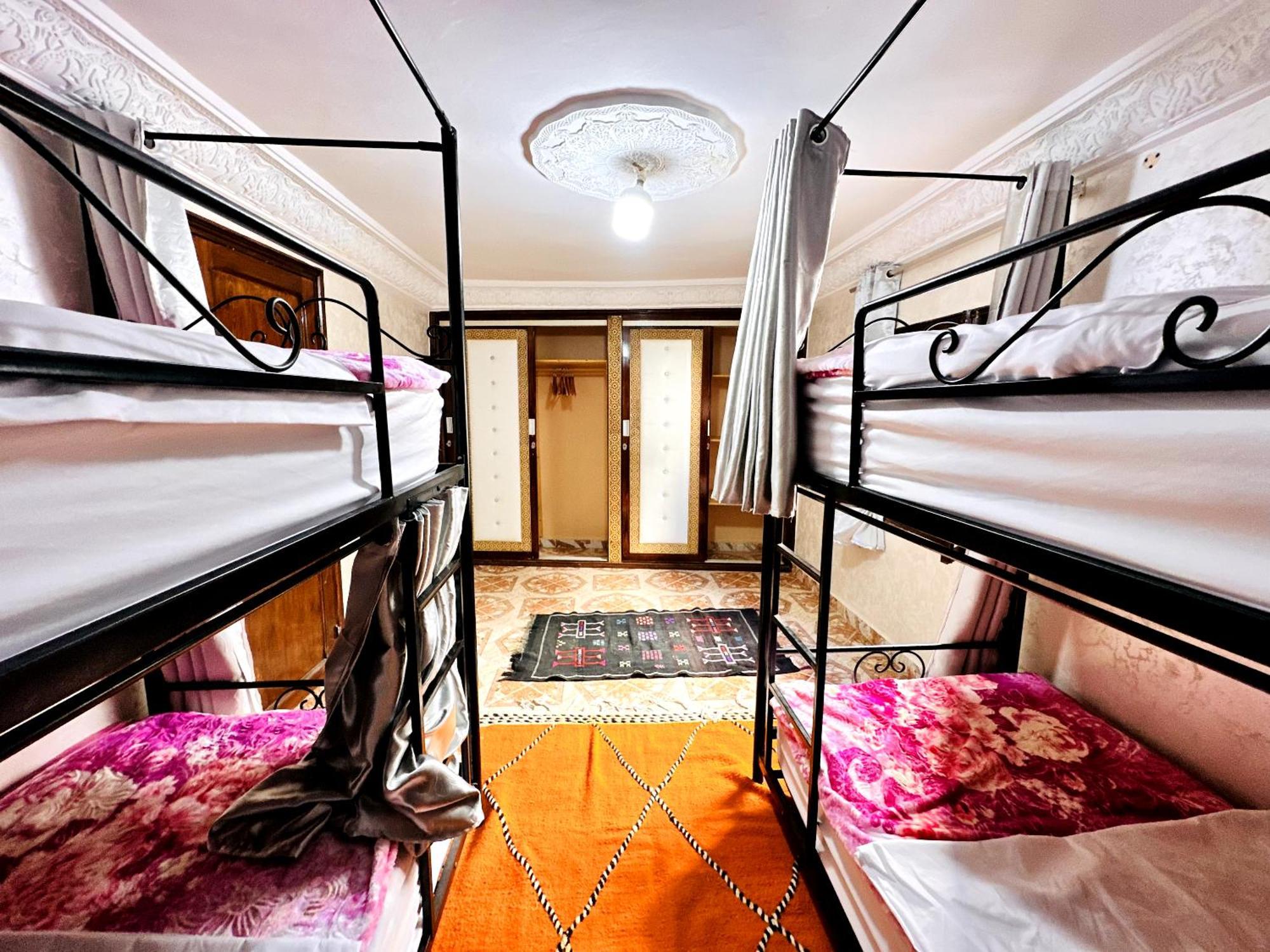 Atlas Hostel 塔哈佐特 外观 照片