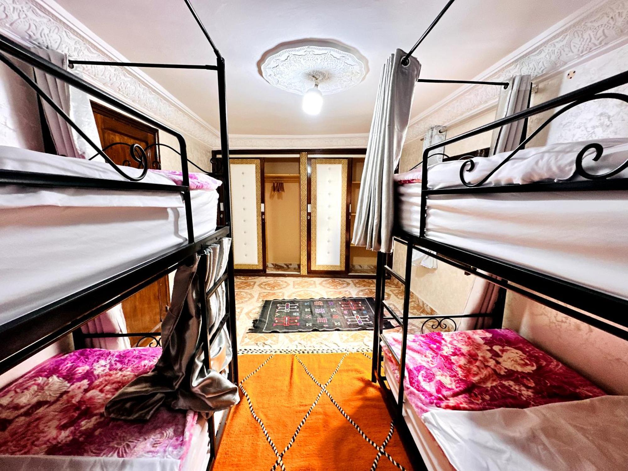 Atlas Hostel 塔哈佐特 外观 照片