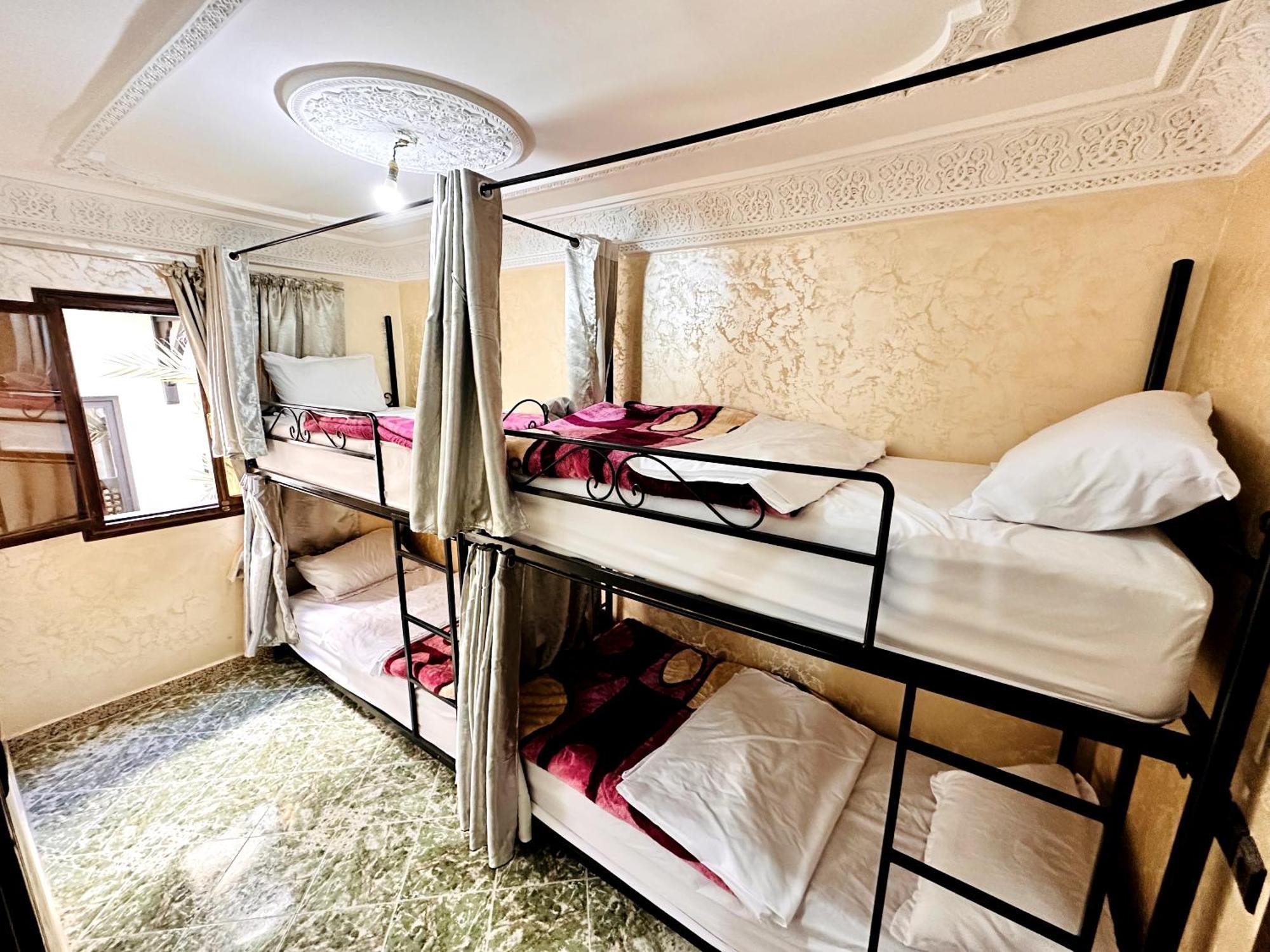 Atlas Hostel 塔哈佐特 外观 照片